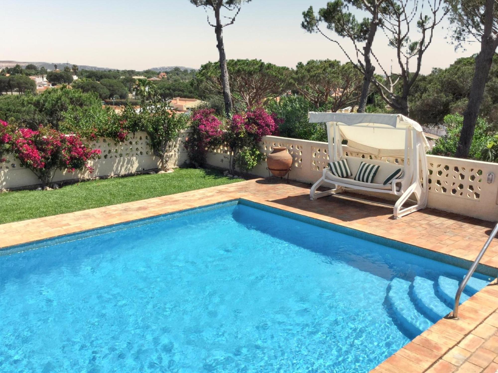 Elegant In With Private Pool Villa